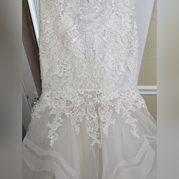 Kitty Chen Wedding Dress - Picture 7 of 8